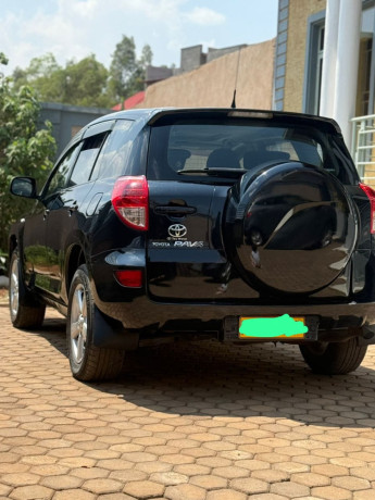 toyota-rav4-big-0