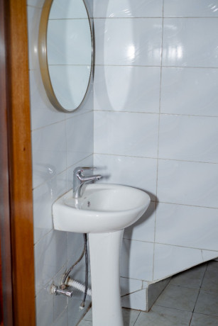 tb-kibagabaga009-kibagabaga-kibagabaga-very-nice-and-cheapest-house-for-sale-near-kigali-christian-school-big-2