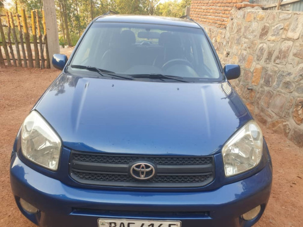 toyota-rav4-big-0
