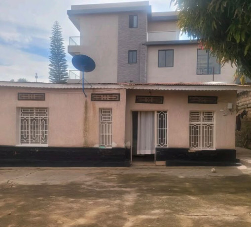 kibagabaga-old-house-for-sale-with-big-plot-big-2