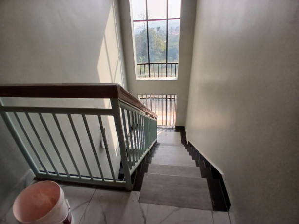 gacuriro-unfurnished-nice-house-for-rent-in-kigali-big-9