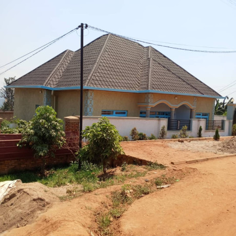 nice-house-for-sale-at-kanombe-busanza-at-50m-big-1