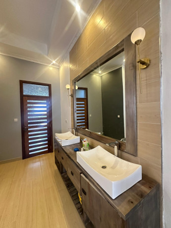 kigali-luxury-house-for-sale-in-kanombe-big-6