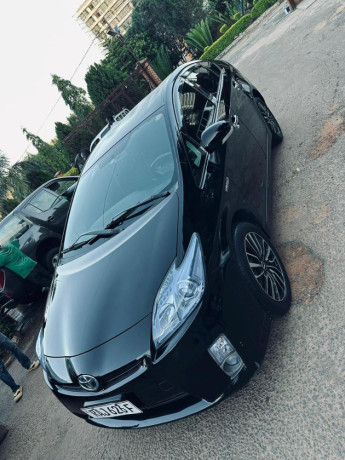 toyota-prius-hybrid-sold-out-big-0