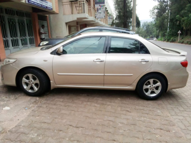 toyota-corolla-big-2