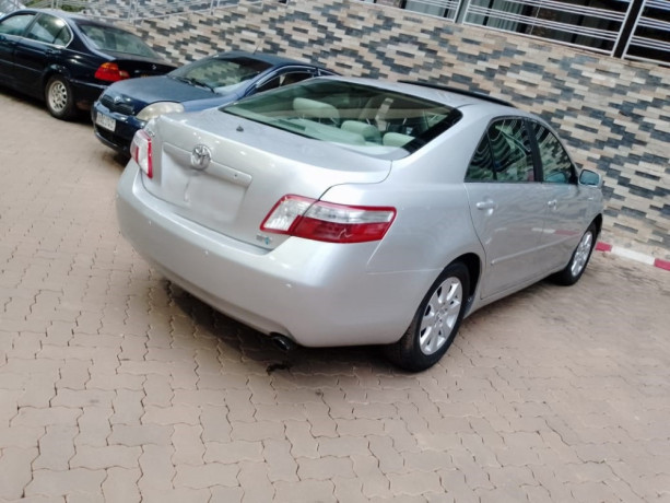 bere-332-new-and-very-nice-toyota-camry-hybrid-is-available-for-sale-250780675812-big-2