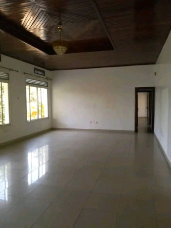 kigali-unfurnished-house-available-for-rent-in-kiyovu-big-5