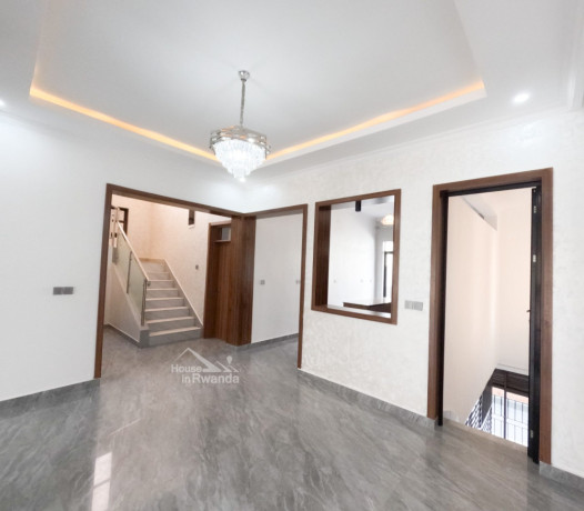 luxury-house-for-sale-in-kibagabaga-on-tarmac-road-big-3