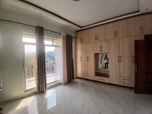 gacuriro-unfurnished-nice-house-for-rent-in-kigali-big-6