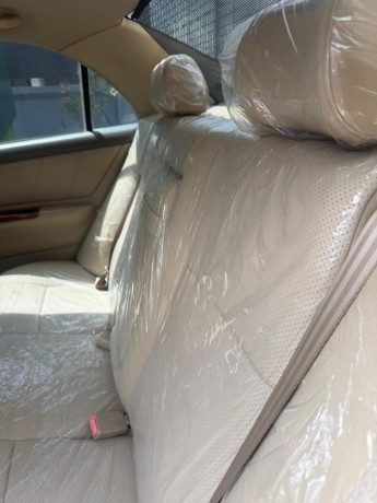 toyota-corolla-altis-2006-clean-reliable-fuel-efficient-big-3