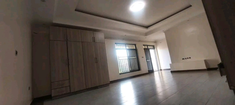 kibagabaga-house-4bedrooms-4bathrooms-1000usd-for-rent-big-5