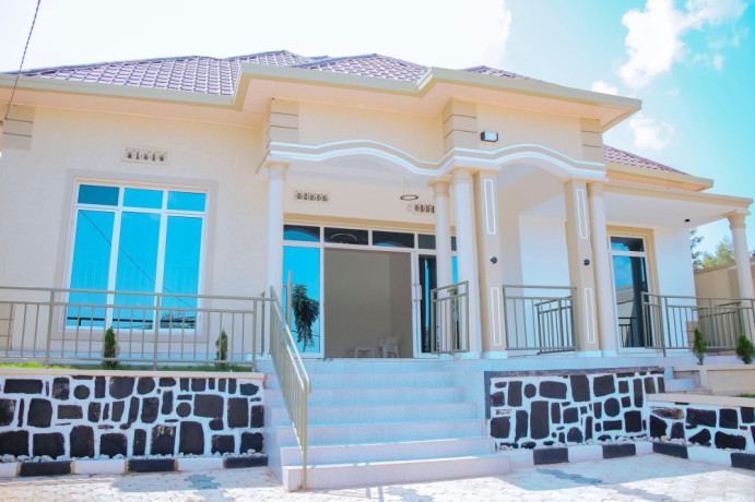 kagarama-very-nice-new-house-for-sale-for-affordable-price-big-0