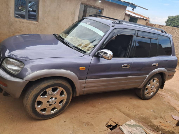 toyota-rav4-big-2
