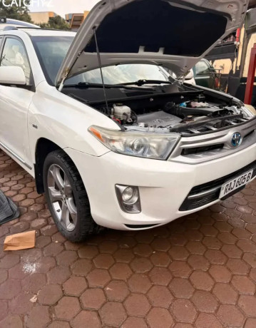 toyota-highlander-hybrid-for-sale-big-1