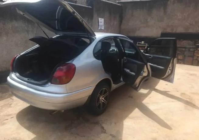 toyota-corolla-big-2