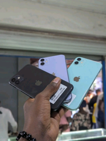 iphone-11-big-0