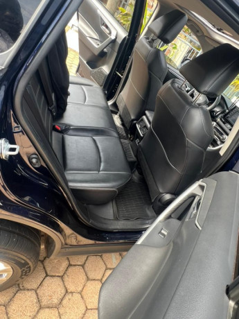 toyota-rav4-hybrid-big-1