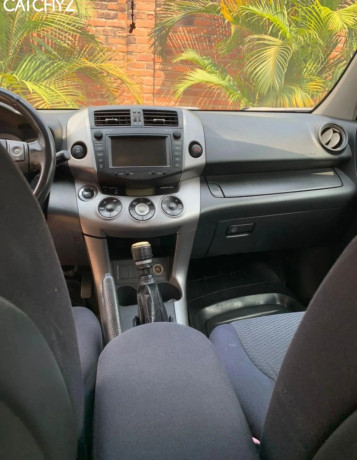 toyota-rav4-manual-diesel-for-sale-big-2