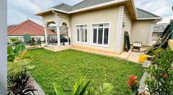 house-for-sale-with-big-plot-in-kigali-kimironko-near-market-big-5