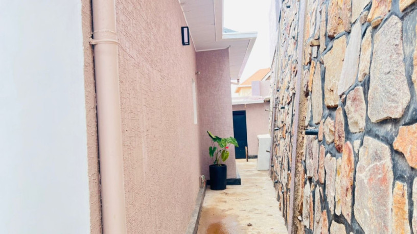 kimironko-affordable-modern-house-for-sale-in-kigali-big-5