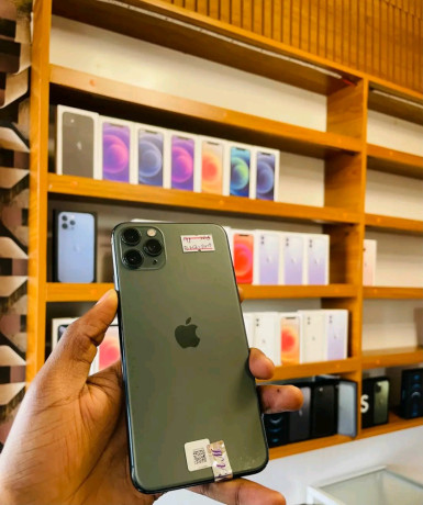 iphone-11pro-storage-256gb-big-0
