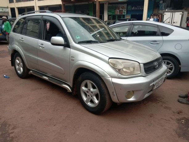toyota-rav4-big-1