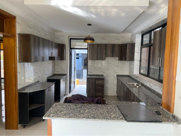 kimironko-house-for-sale-in-kigali-big-2