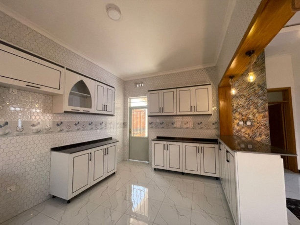 kigali-house-for-rent-in-kanombe-big-5