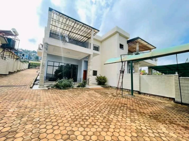 rebero-unfurnished-house-for-for-big-6