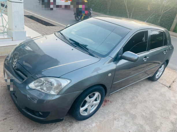 toyota-corolla-hatchback-2005-big-4