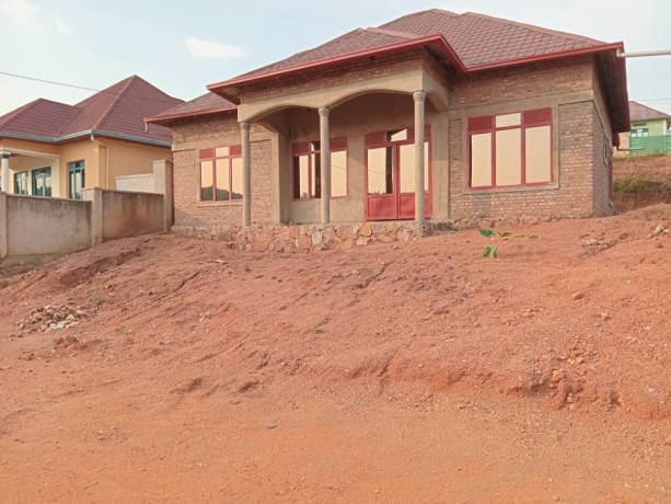 kanombe-busanza-house-for-sale-in-kigali-big-2