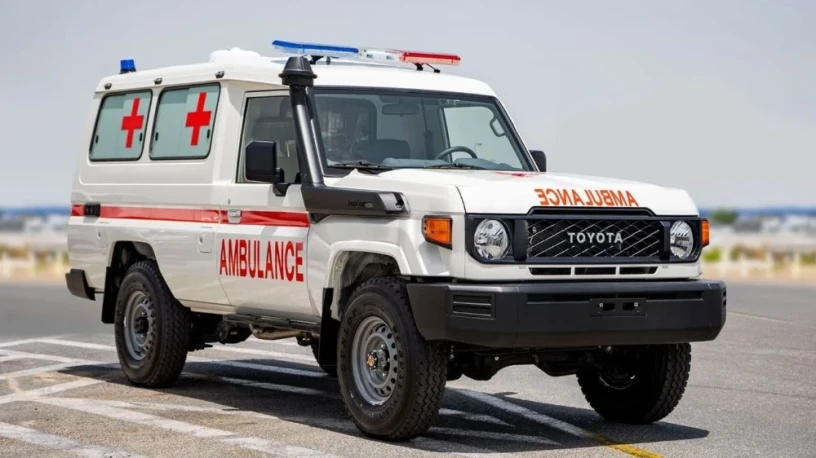 toyota-land-cruiser-70-toyota-lc78-hard-top-ambulance-42l-v6-diesel-mt-big-2