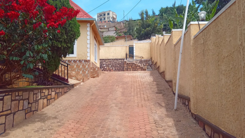 kigali-house-for-sale-in-nyamirambo-cyivugiza-big-4