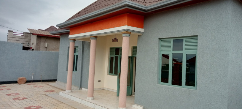 inzu-igurishwa-kanombe-busanza-big-0