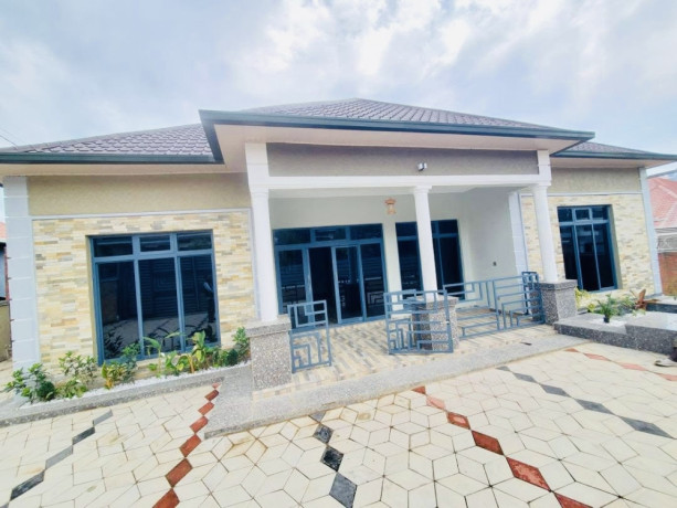 kibagabaga-kigali-rwanda-house-for-rent-big-1