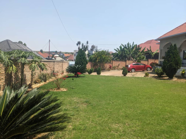 kigali-house-for-sale-in-kanombe-gasaraba-big-4
