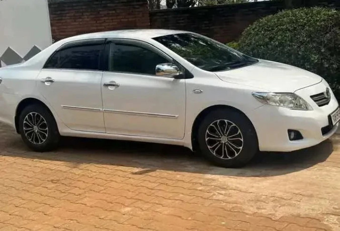 toyota-corolla-automatic-for-sale-big-3