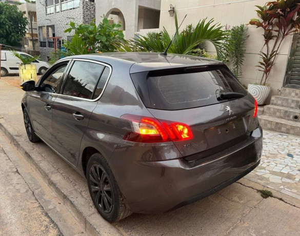 peugeot-308-gt-2015-big-2