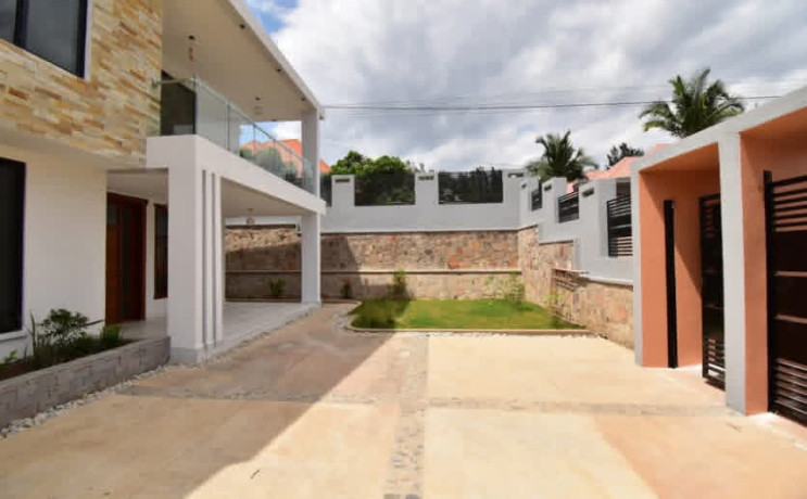 kibagabaga-modern-new-house-for-sale-in-kigali-big-0