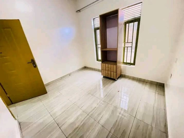 kibagabagabaga3-bedrooms-and-wordrobes-3-big-10