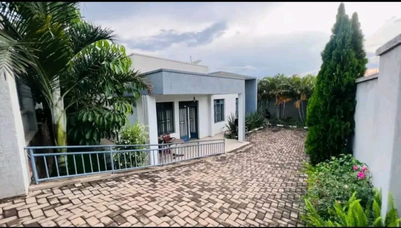 kabeza-fully-furnished-3bedrooms-house-for-rent-at-700-in-good-location-big-1