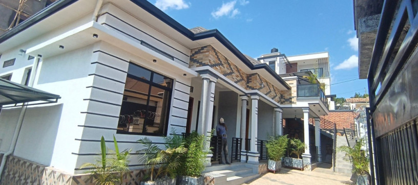 house-for-sale-150m-gasogi-cyaruzinge-big-1