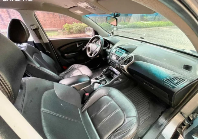 hyundai-tucson-automatic-diesel-2012-for-sale-big-4