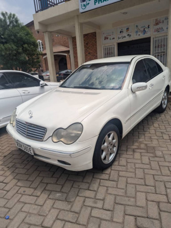 mercedes-benz-big-0
