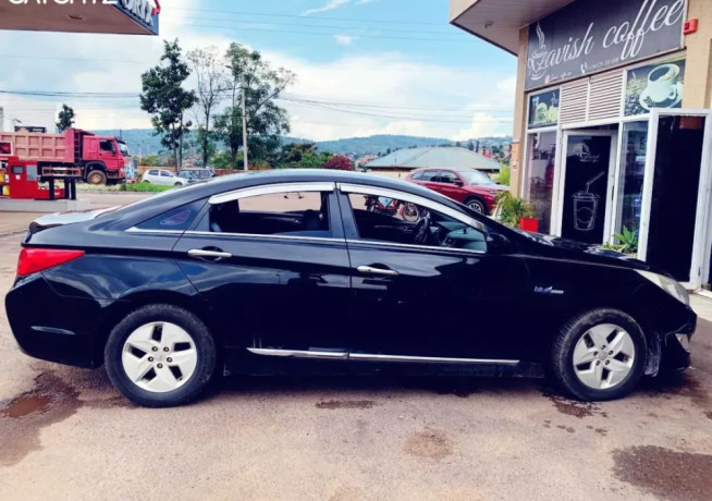 hyundai-sonata-big-2