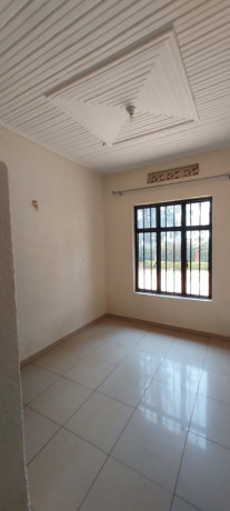 kigali-unfurnished-house-for-rent-in-niboyi-big-5