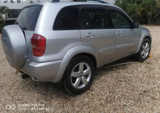 toyota-rav4-automatic-for-sale-big-3