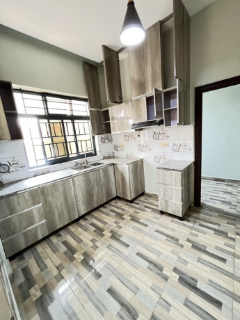 kibagabaga-unfurnished-modern-house-for-rent-in-kigali-big-3