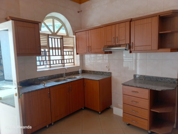 kibagabaga-house-for-sale-in-kigali-big-2