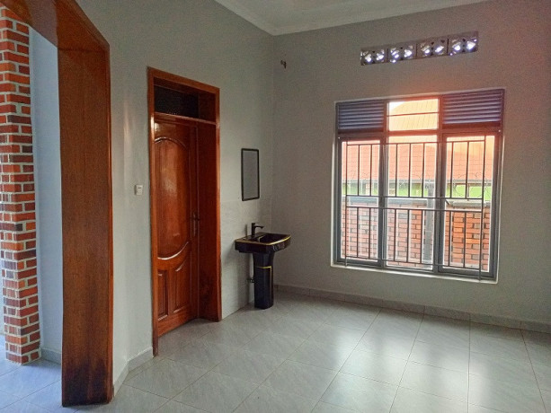 kigali-house-of-4bedroom-for-rent-in-kanombe-big-6